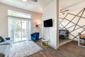 Cozy Downtown Apt PetOk Free Wi-fi Free Parking